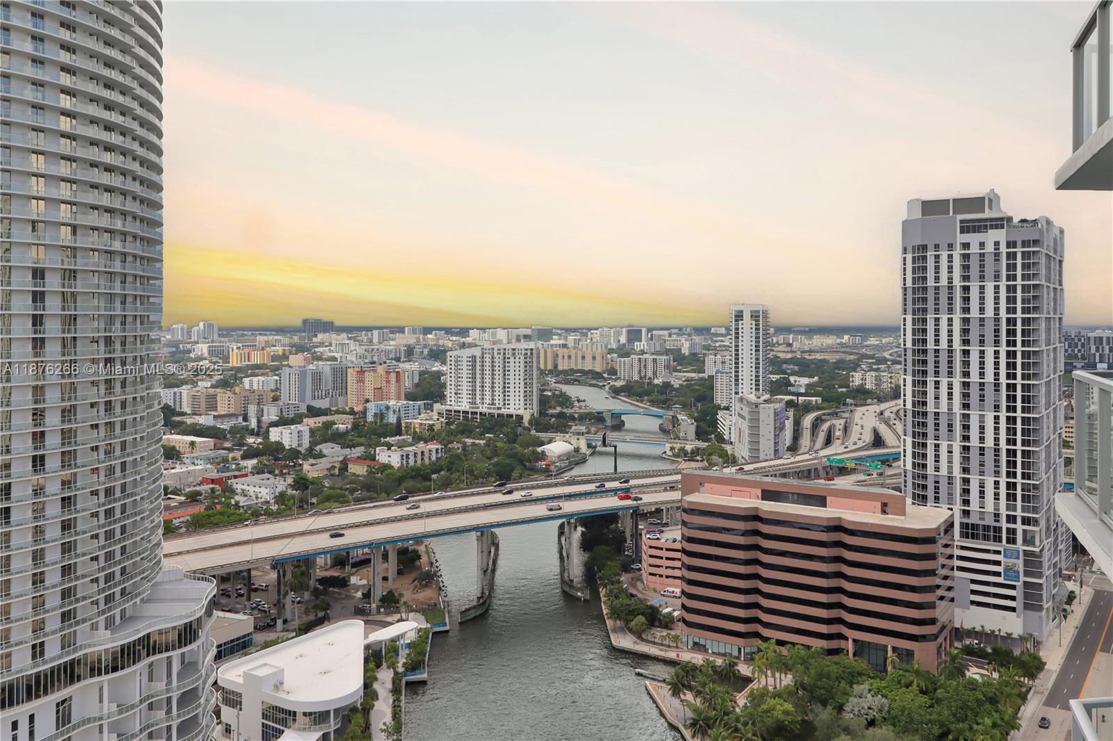 185 Southwest 7th Street, Unit 2900 Miami, FL 33130 - Photo 1 of 25 a view of city and patio