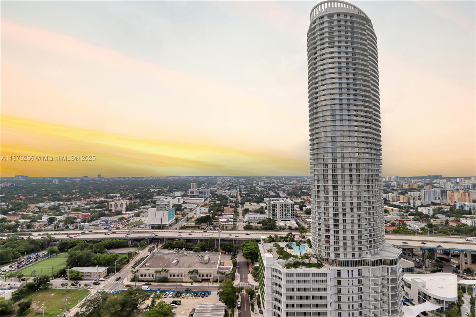 185 Southwest 7th Street, Unit 2900 Miami, FL 33130 - Photo 24 of 25 an aerial view of city