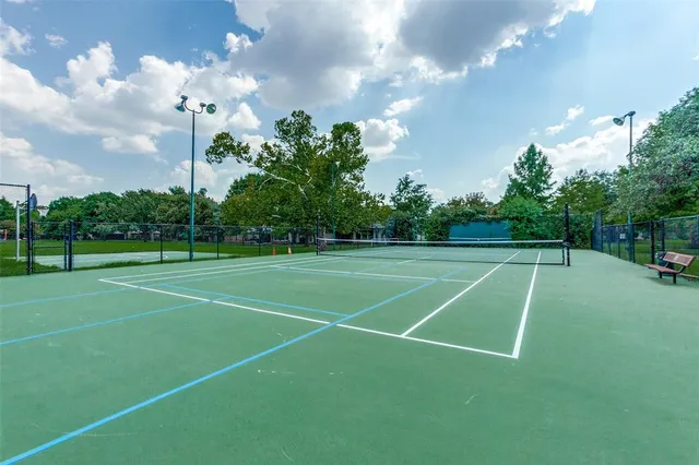 a view of a tennis court