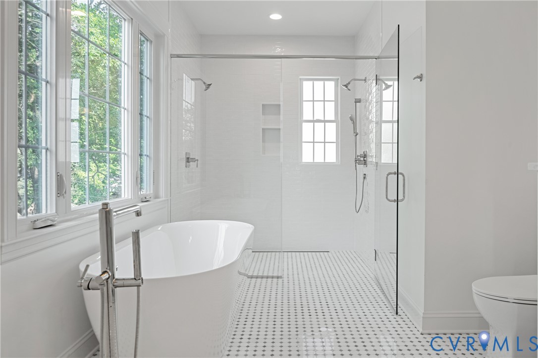 4705 Fitzhugh Avenue Richmond, VA 23230 - Photo 41 of 50 a bathroom with a sink toilet and shower