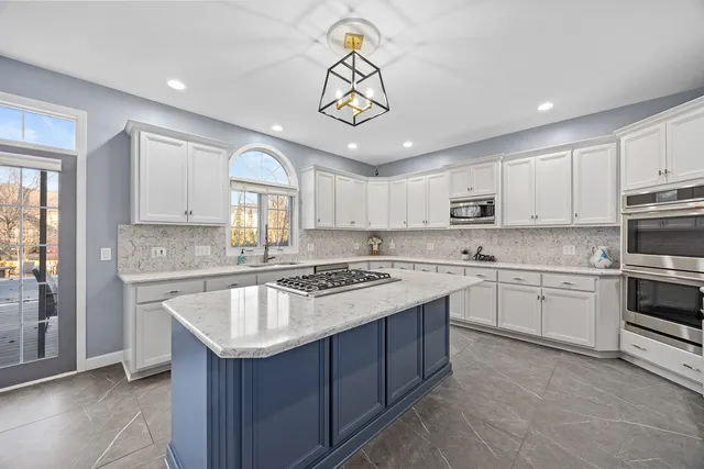 $1,350,000 | 3915 Royal Portrush Drive, Naperville, IL 60564