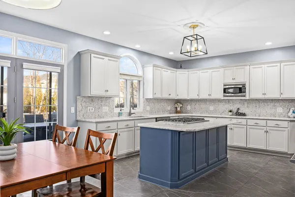 $1,224,000 | 3915 Royal Portrush Drive, Naperville, IL 60564
