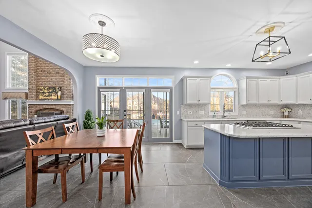 $1,350,000 | 3915 Royal Portrush Drive, Naperville, IL 60564