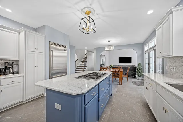 $1,350,000 | 3915 Royal Portrush Drive, Naperville, IL 60564