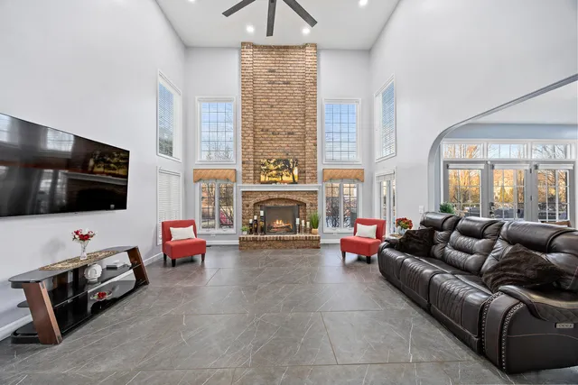 $1,350,000 | 3915 Royal Portrush Drive, Naperville, IL 60564
