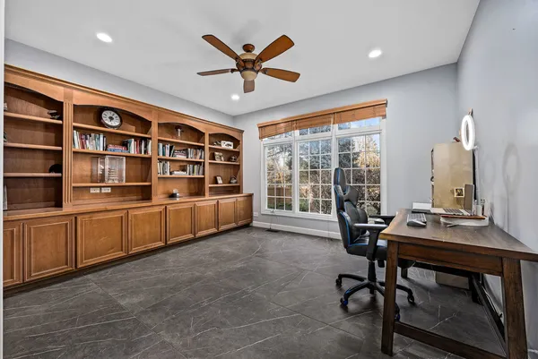 $1,224,000 | 3915 Royal Portrush Drive, Naperville, IL 60564