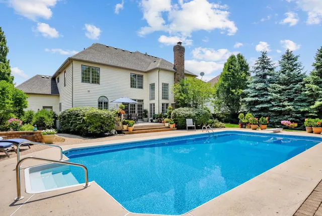 $1,350,000 | 3915 Royal Portrush Drive, Naperville, IL 60564