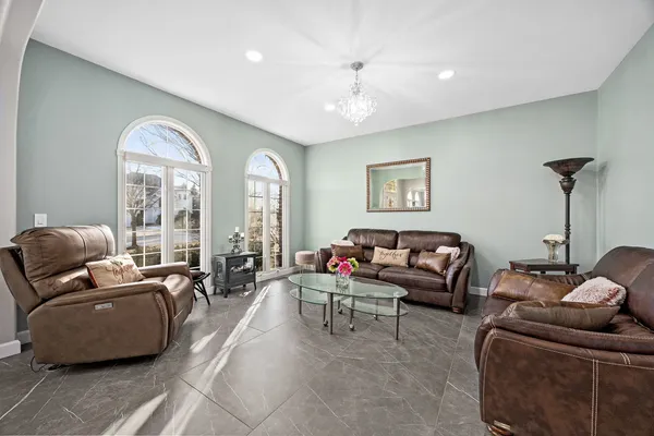 $1,224,000 | 3915 Royal Portrush Drive, Naperville, IL 60564