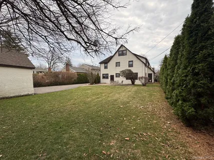 $1,350,000 | 119 Chestnut Street, Garden City, NY 11530