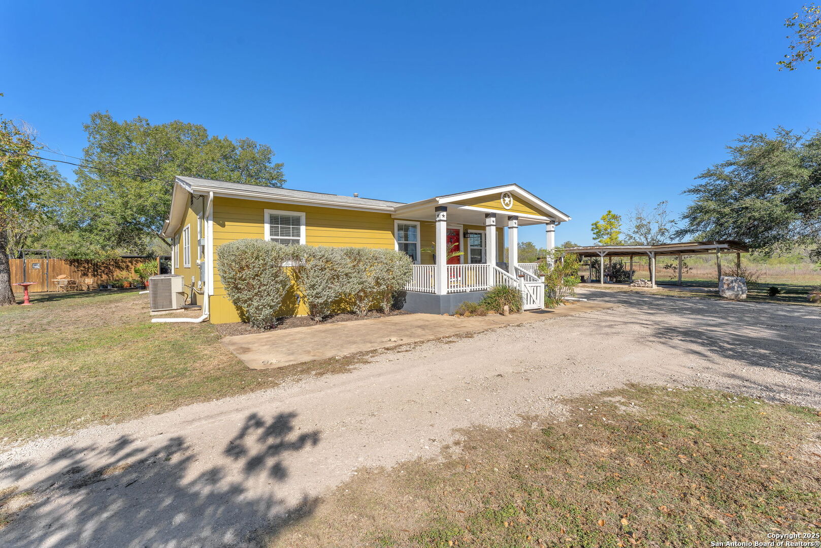 12303 Pearsall Road Atascosa, TX 78002 - Photo 16 of 57