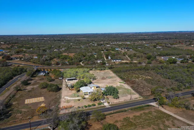 $360,000 | 12303 Pearsall Road, Atascosa, TX 78002