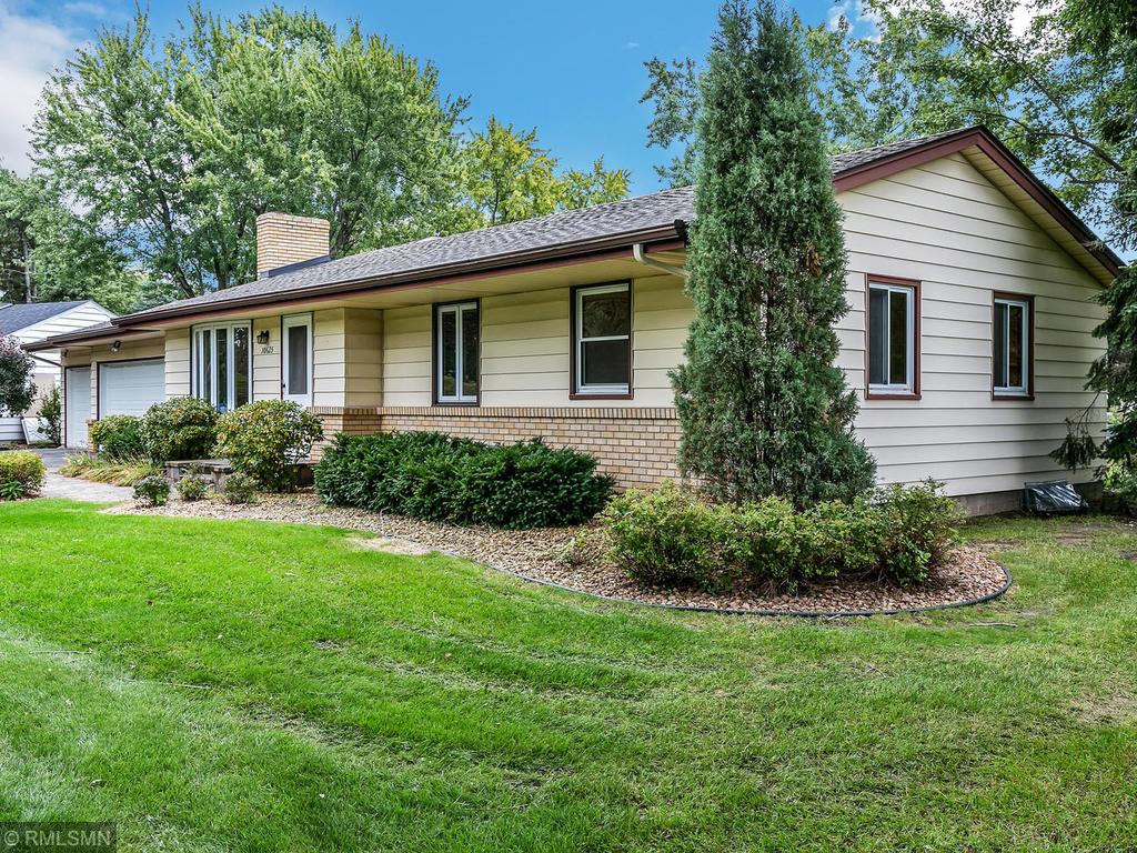 10625 Verdi Road Minneapolis, MN 55431 - Photo 1 of 31