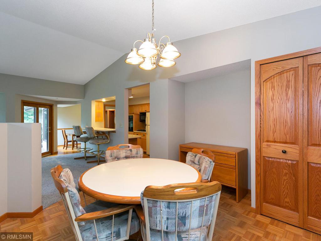 10625 Verdi Road Minneapolis, MN 55431 - Photo 13 of 31