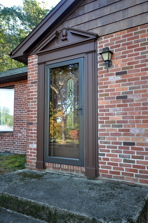 9 Taylor Road Maynard, MA 01754 - Photo 3 of 16 Gallery Image 3