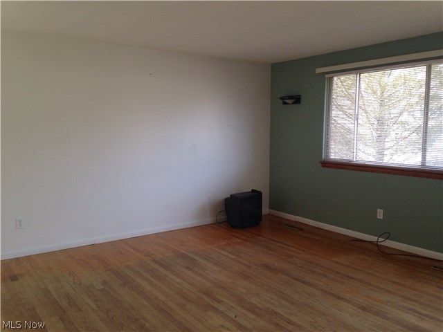5655 Wallace Boulevard North Ridgeville, OH 44039 - Photo 5 of 14