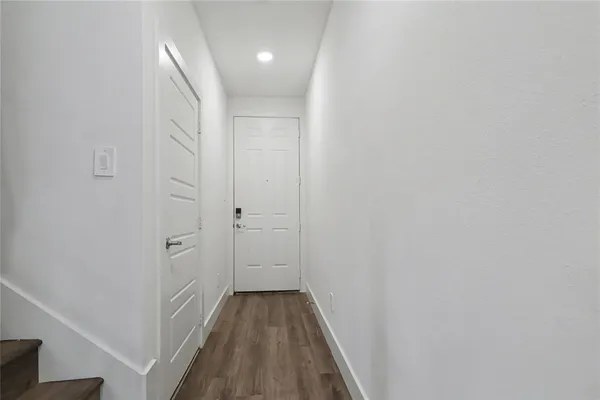 $2,400 | 2116 Shea Road, Unit 103, Dallas, TX 75235