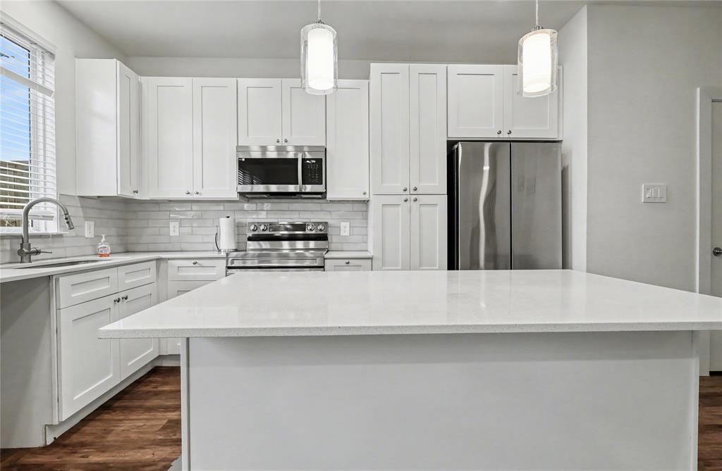 2116 Shea Road, Unit 103 Dallas, TX 75235 - Photo 7 of 24