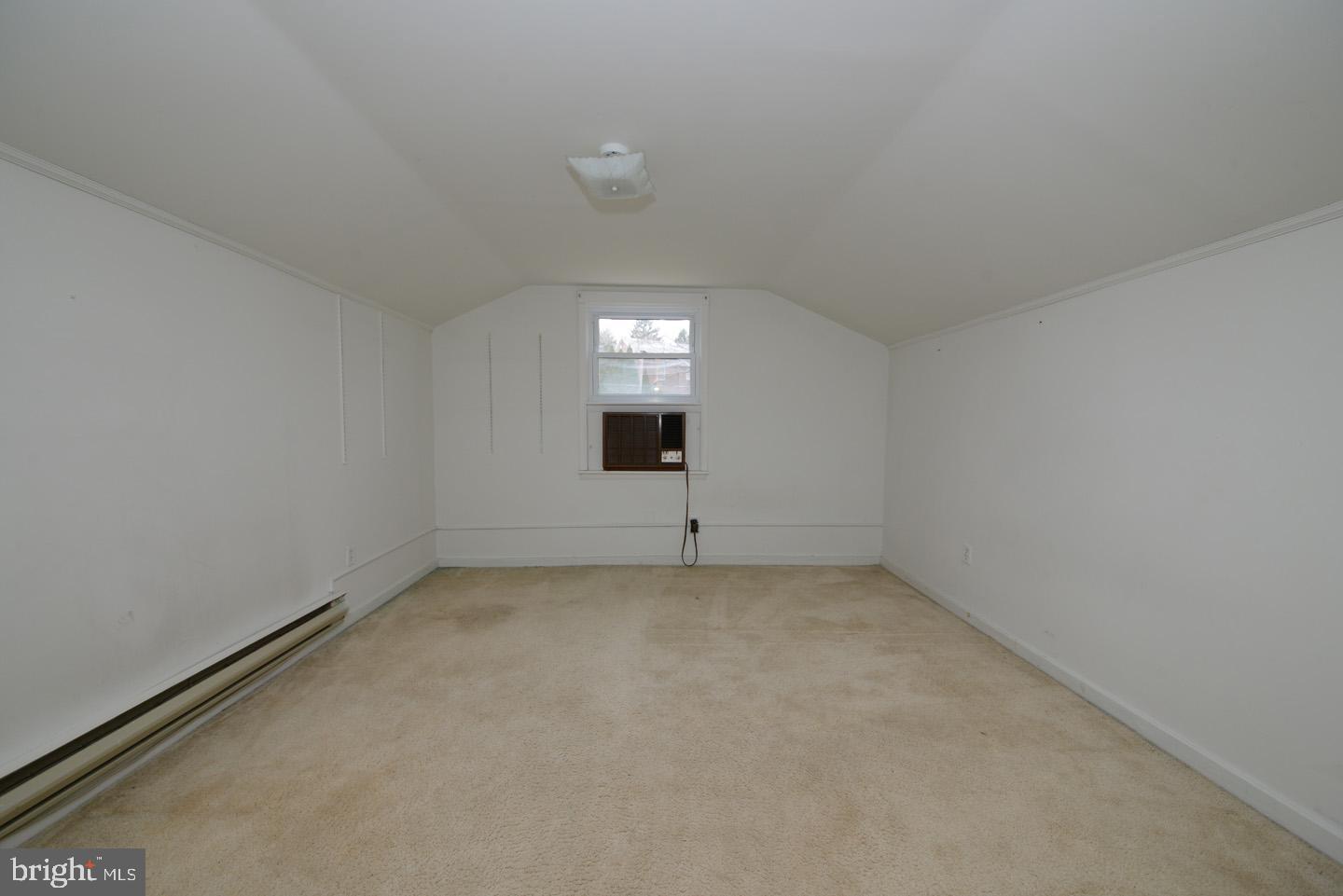 37 Edgemoor Road Cheltenham, PA 19012 - Photo 22 of 28 Forth bedroom