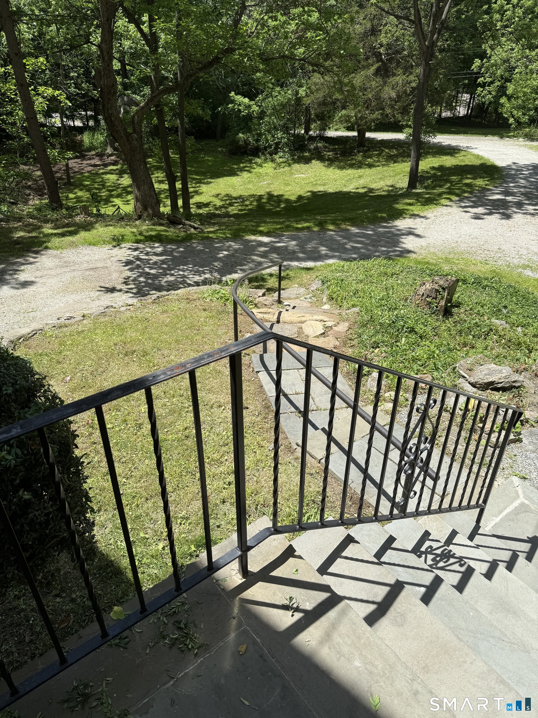 19 Old Town Road Shelton, CT 06484 - Photo 5 of 32