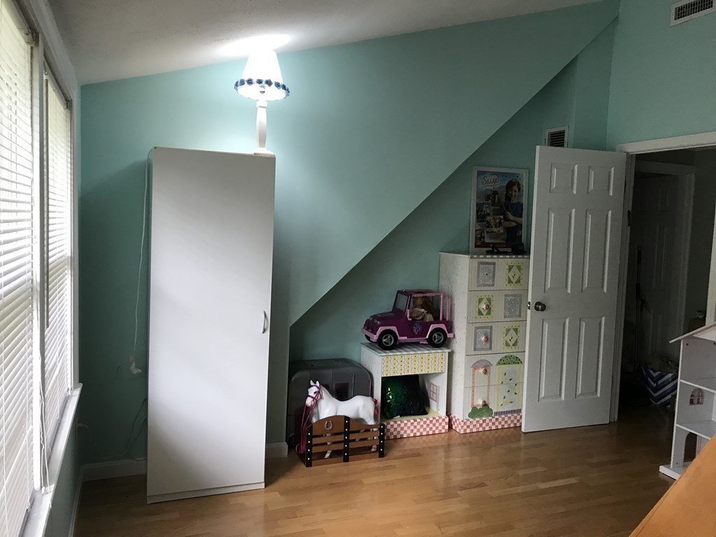 6 Braemore Road Natick, MA 01760 - Photo 23 of 27