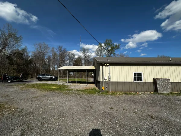 $3,000 | 2501 State Highway 48, Clarksville, TN 37040