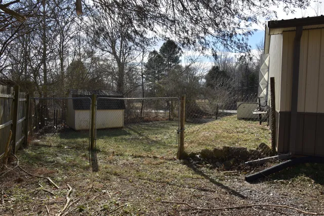 $3,000 | 2501 State Highway 48, Clarksville, TN 37040