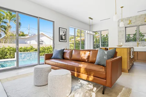 $2,295,000 | 785 Park Place, West Palm Beach, FL 33401