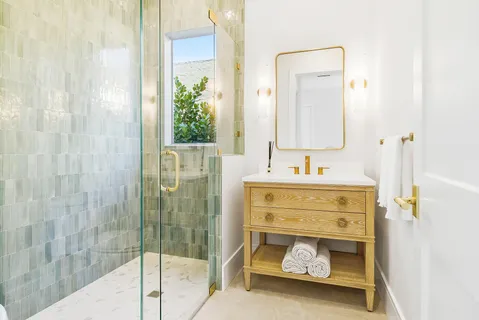 $2,295,000 | 785 Park Place, West Palm Beach, FL 33401