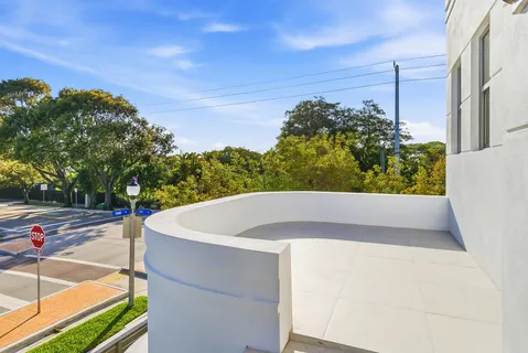 $2,295,000 | 785 Park Place, West Palm Beach, FL 33401