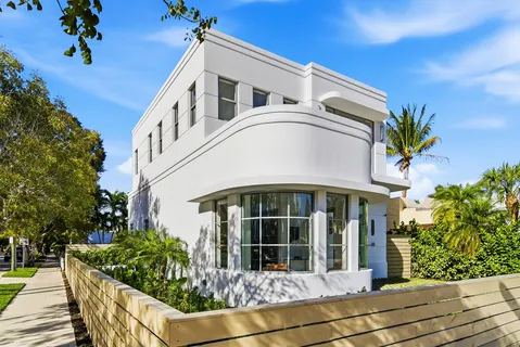 $2,295,000 | 785 Park Place, West Palm Beach, FL 33401