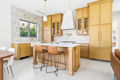 $2,295,000 | 785 Park Place, West Palm Beach, FL 33401