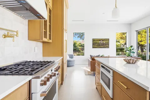 $2,295,000 | 785 Park Place, West Palm Beach, FL 33401