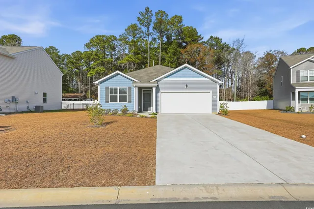 $299,900 | 270 Columbus Street, Conway, SC 29526