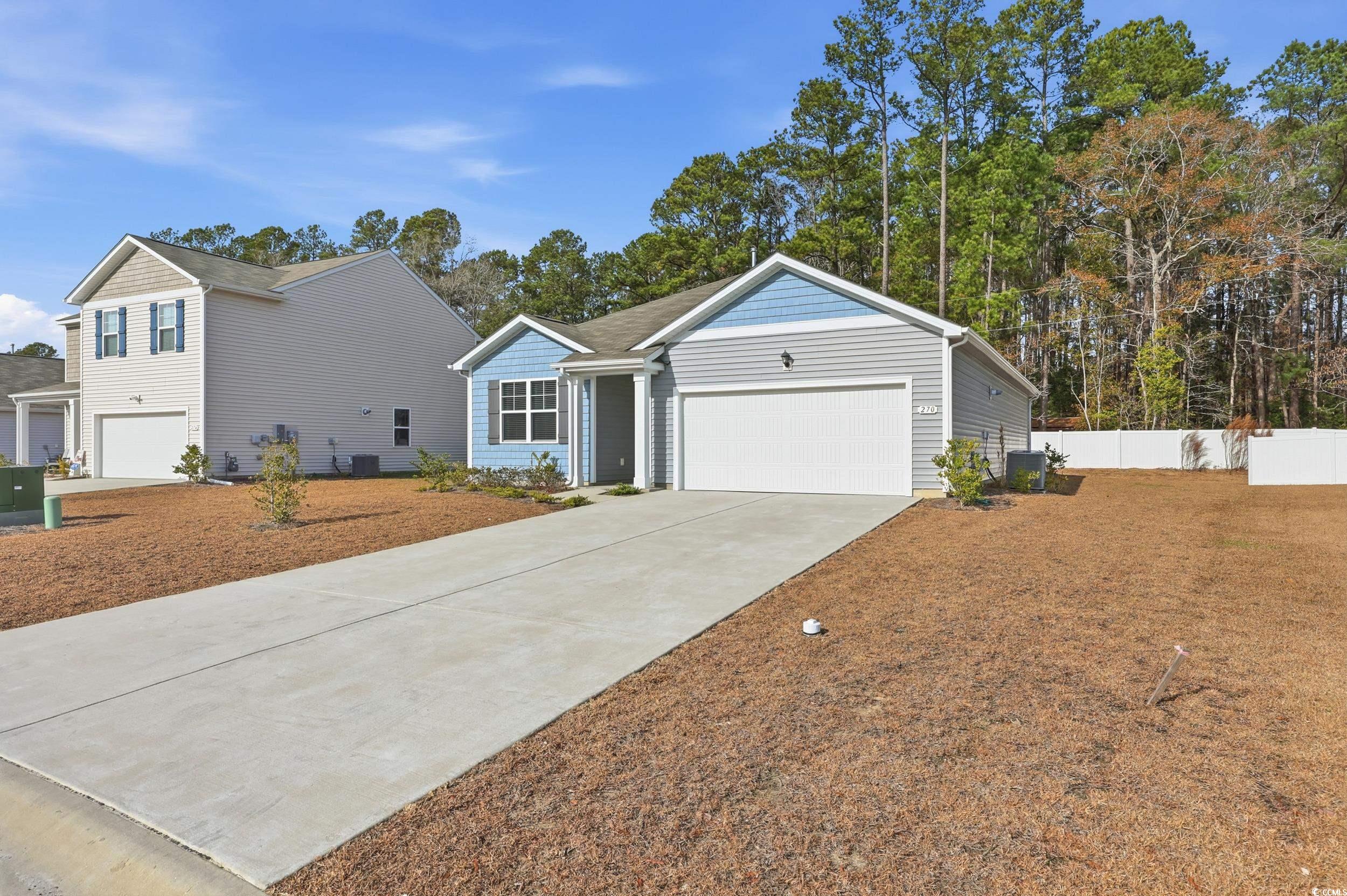 270 Columbus Street Conway, SC 29526 - Photo 5 of 38 Ranch-style home with driveway
