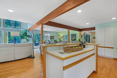 $1,895,000 | 18 Puritan Drive, Oak Bluffs, MA 02557
