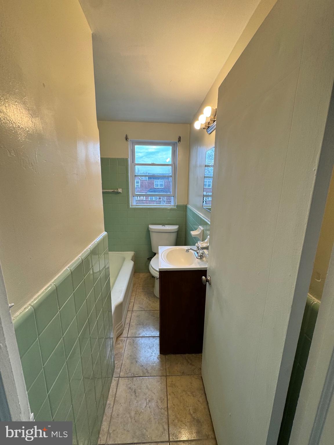 7972 Forrest Avenue, Unit 2 Philadelphia, PA 19150 - Photo 20 of 26