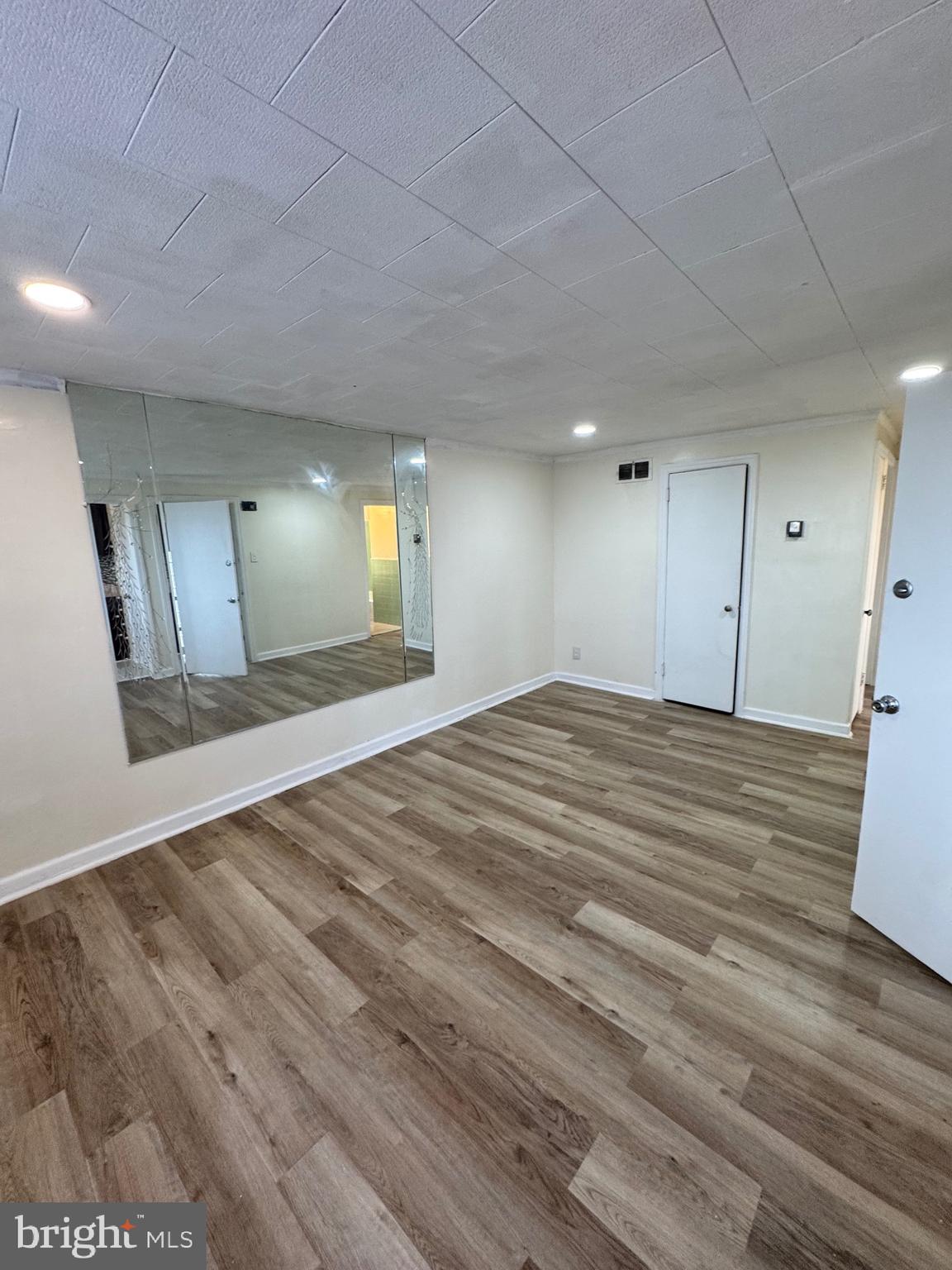 7972 Forrest Avenue, Unit 2 Philadelphia, PA 19150 - Photo 2 of 26 Living room