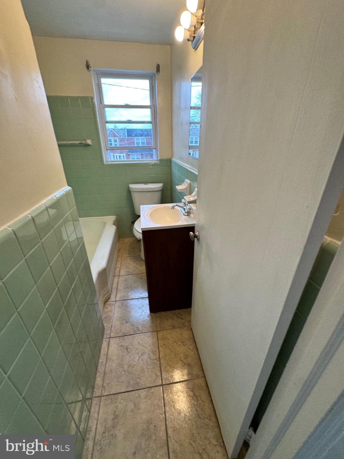 7972 Forrest Avenue, Unit 2 Philadelphia, PA 19150 - Photo 21 of 26