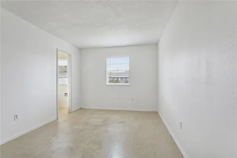 $120,000 | 348 Elmwood Drive, Laplace, LA 70068