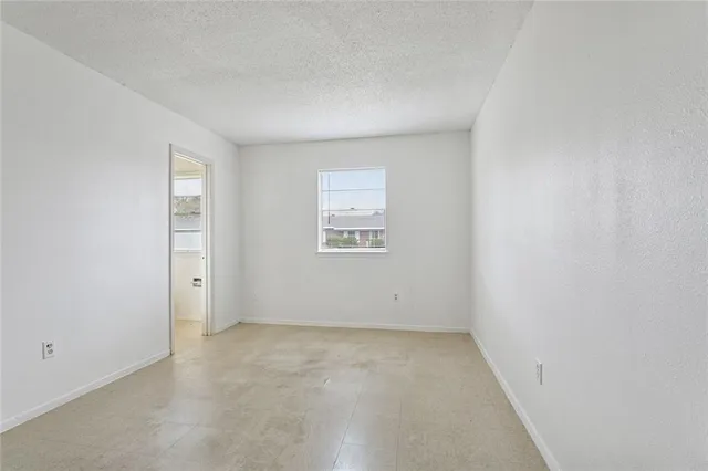 $120,000 | 348 Elmwood Drive, Laplace, LA 70068