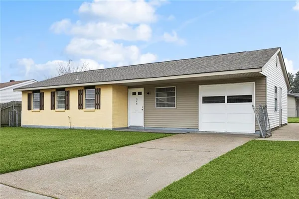 $120,000 | 348 Elmwood Drive, Laplace, LA 70068