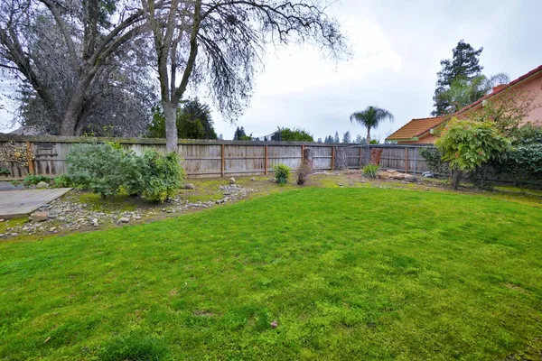 $505,000 | 742 West Ellery Avenue, Clovis, CA 93612