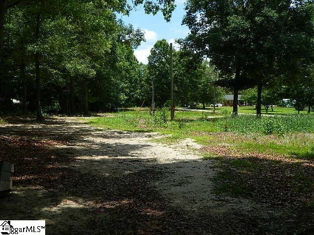 118 Cothran Road Belton, SC 29627 - Photo 15 of 30