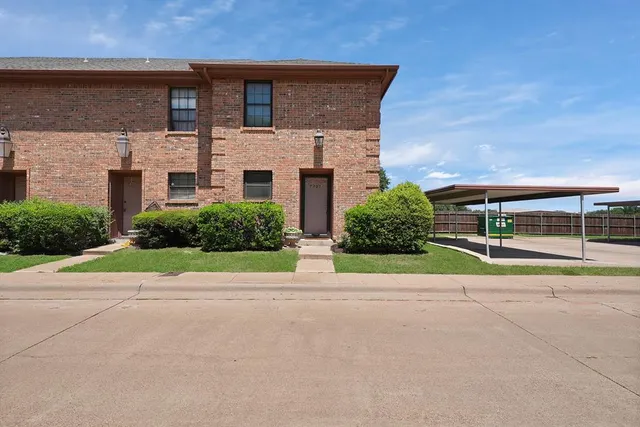 $175,000 | 7307 Kingswood Circle, Fort Worth, TX 76133