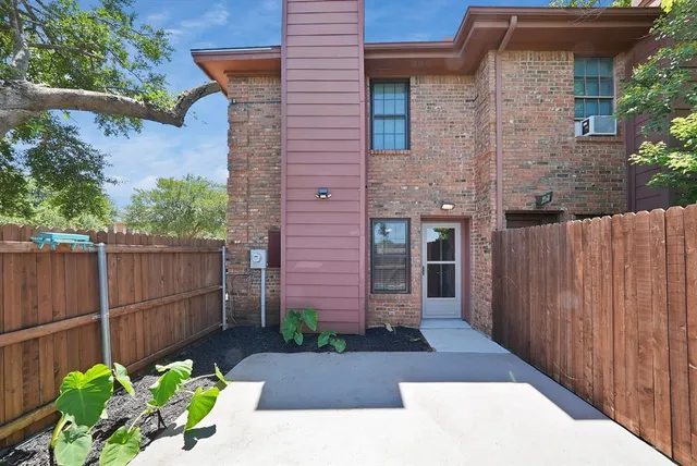 $175,000 | 7307 Kingswood Circle, Fort Worth, TX 76133