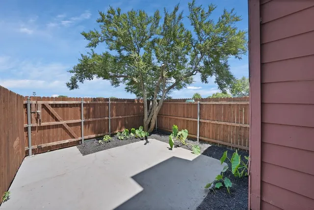 $175,000 | 7307 Kingswood Circle, Fort Worth, TX 76133