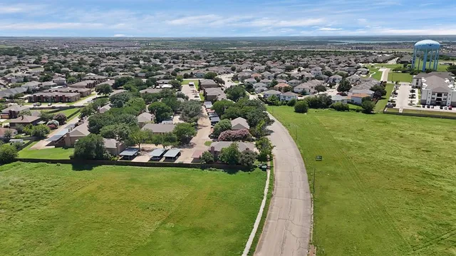 $175,000 | 7307 Kingswood Circle, Fort Worth, TX 76133