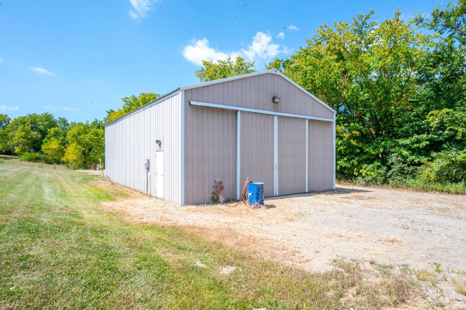 4033 Jacksonburg Road Hamilton, OH 45011 - Photo 22 of 80 Gallery Image 22