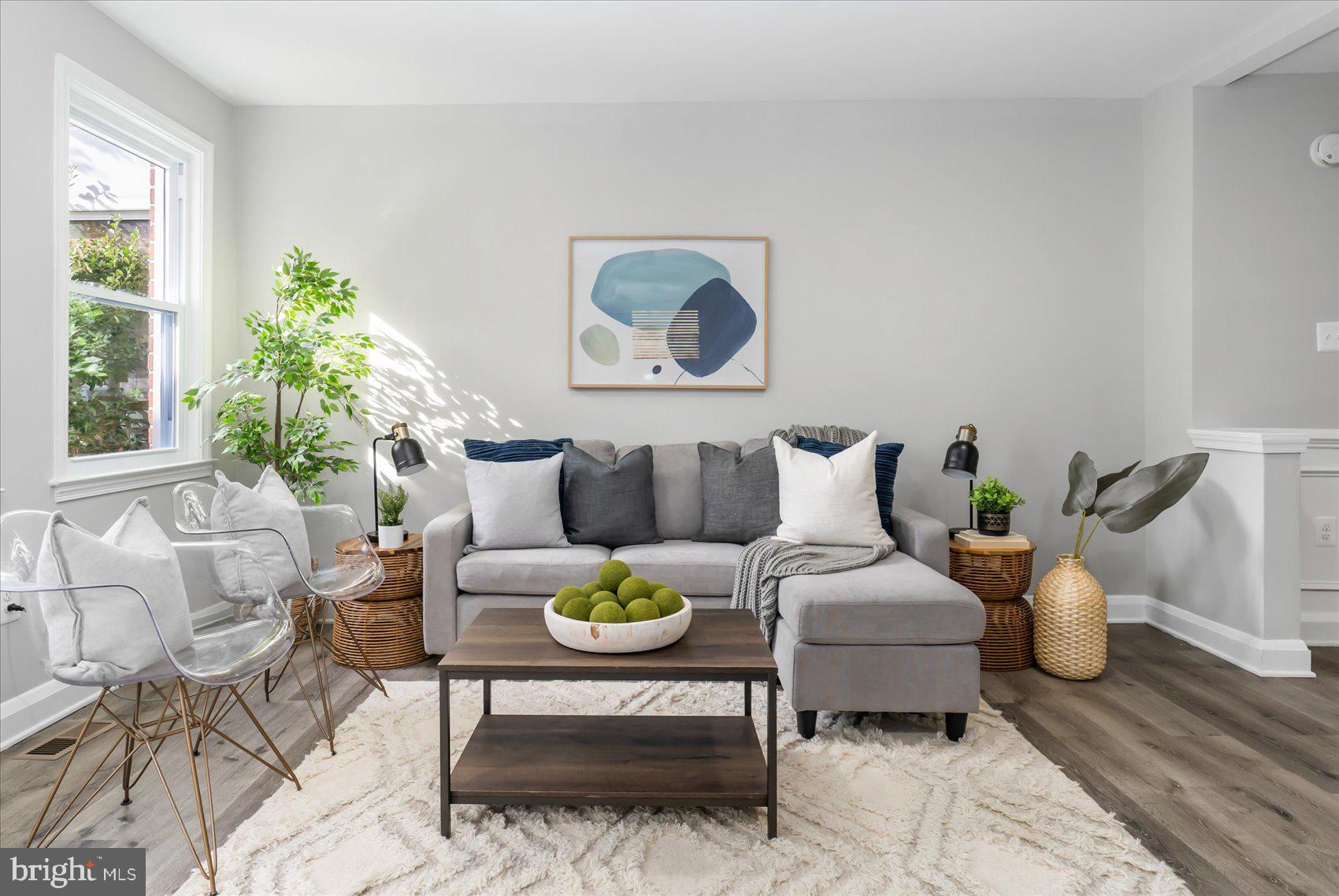 1210 Elm Road Baltimore, MD 21227 - Photo 1 of 43 Living Room