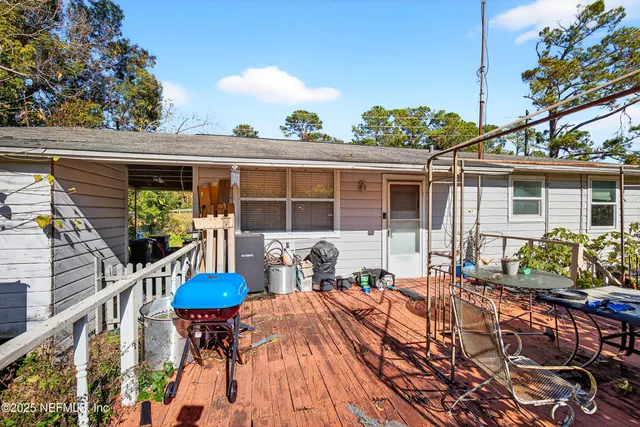 $300,000 | 24 Clark Road, Jacksonville, FL 32218